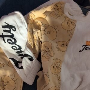 Tweety Graphic Sweatshirt